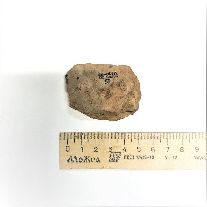 Камень светло-коричневого цвета (9510/59)
