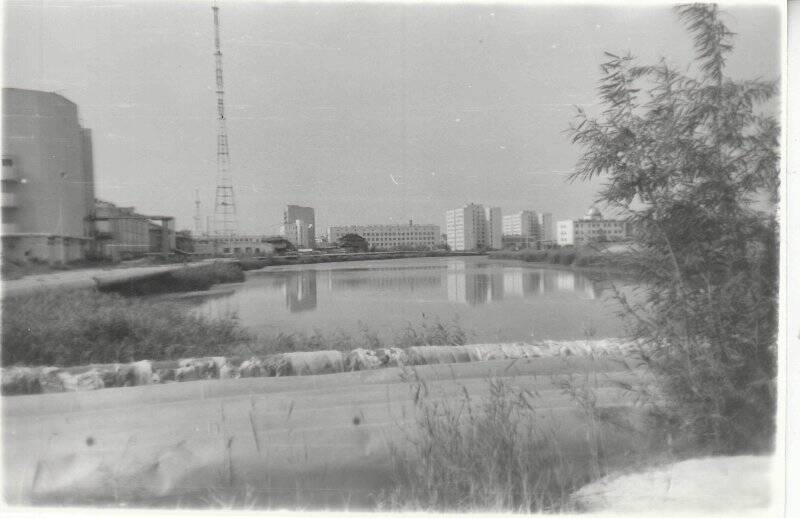 Фотография ч/б. Озеро Талое, Якутск 1992 г. Фотографии Суровецкого Е.К.