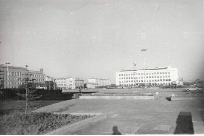 Фотография ч/б. Площадь Ленина, 1992 г. Фотографии Суровецкого Е.К.