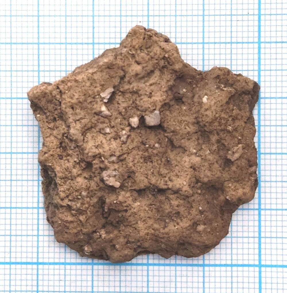 Фрагмент тулова керамического сосуда неорнаментированный