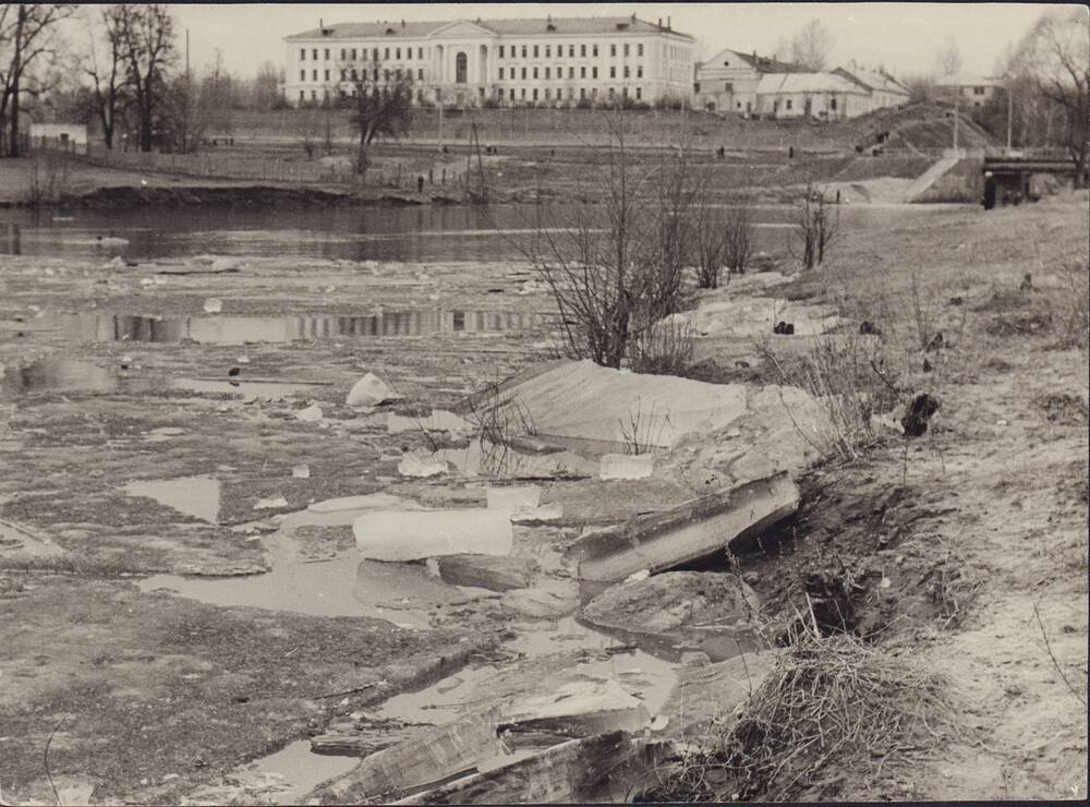 Фотография «Ледоход на Сатисе».