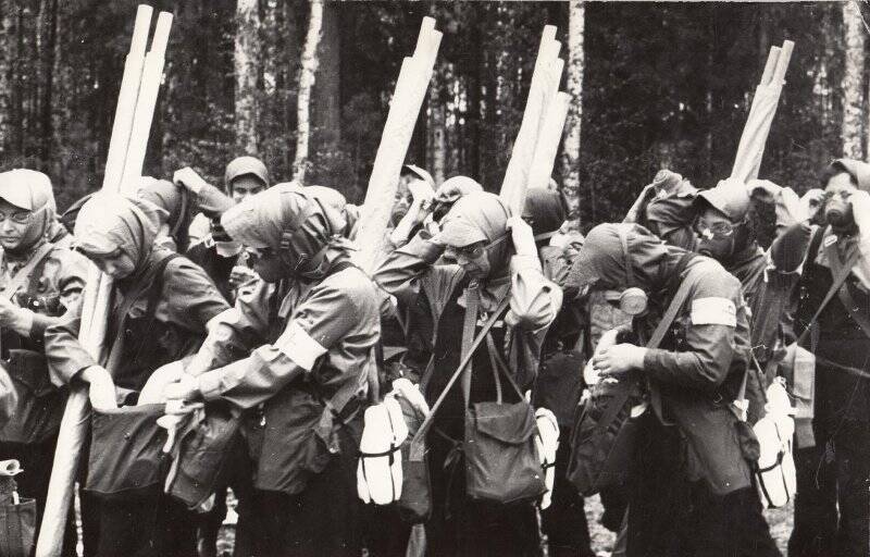 Фотография. Сандружина ВНГДУ - лучшая в городе. Май 1986 года.