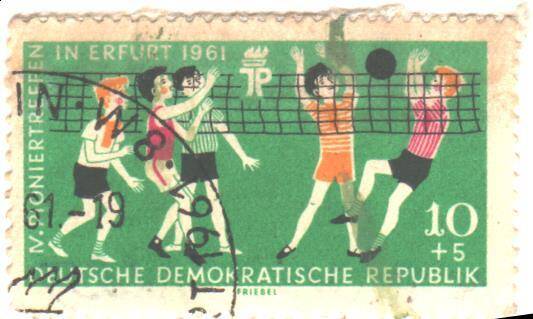 Почтовая марка Германской Демократической Республики. IV Пионерская встреча в Эрфурте, 1961 г.IV PIONIERTREEFEN IN ERFURT 1961. 