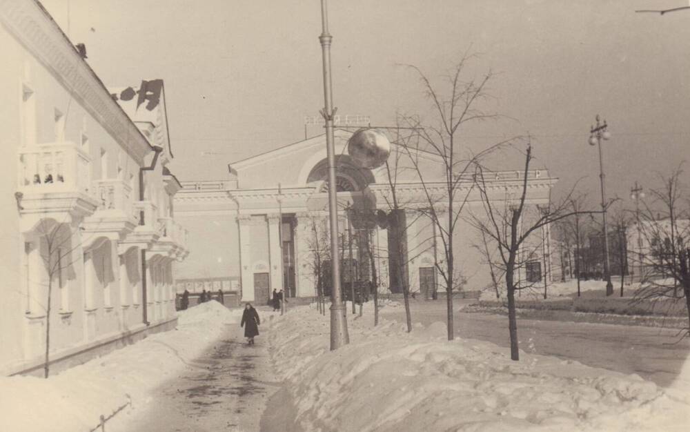 Фотография «Кинотеатр «Октябрь».