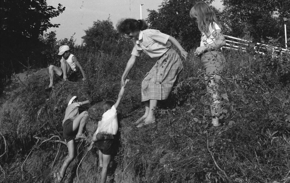 Фотонегатив. В пионерском лагере Донские орлята