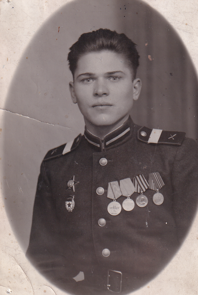 Черняков Николай Николаевич-участник Парада Победы 1945 года.