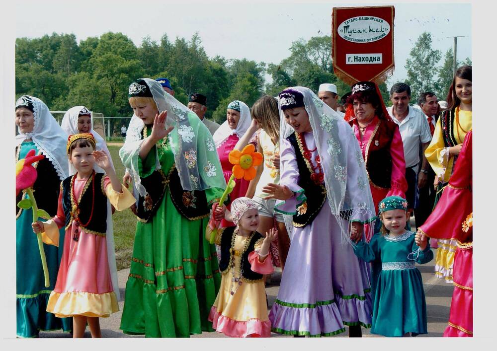 Фотография «Татары и башкиры отмечают Сабантуй»