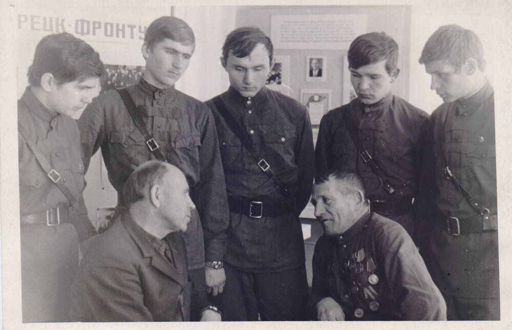 Участники турпохода по маршруту партизанской армии