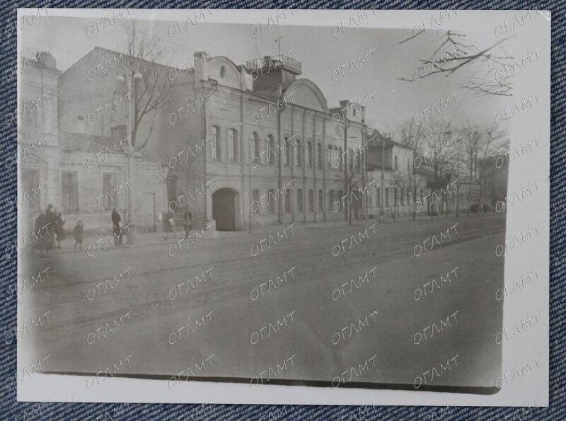 Фотография. Здание бывшей Учительской семинарии, в которой учился И.Е. Вольнов