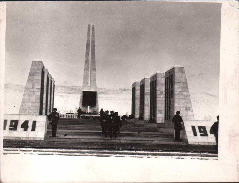 Фотография «Мемориал Славы. Смена караула», г. Горно-Алтайск.