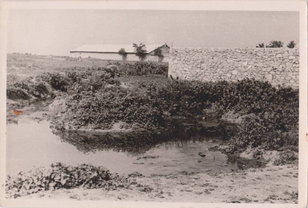 Фотография. Межколхозная строительная организация. Артезианская скважина.