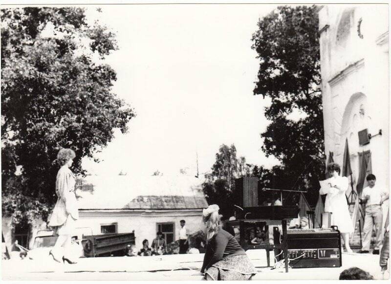 Фотография. День города Катав-Ивановска 15 июля 1990 г.