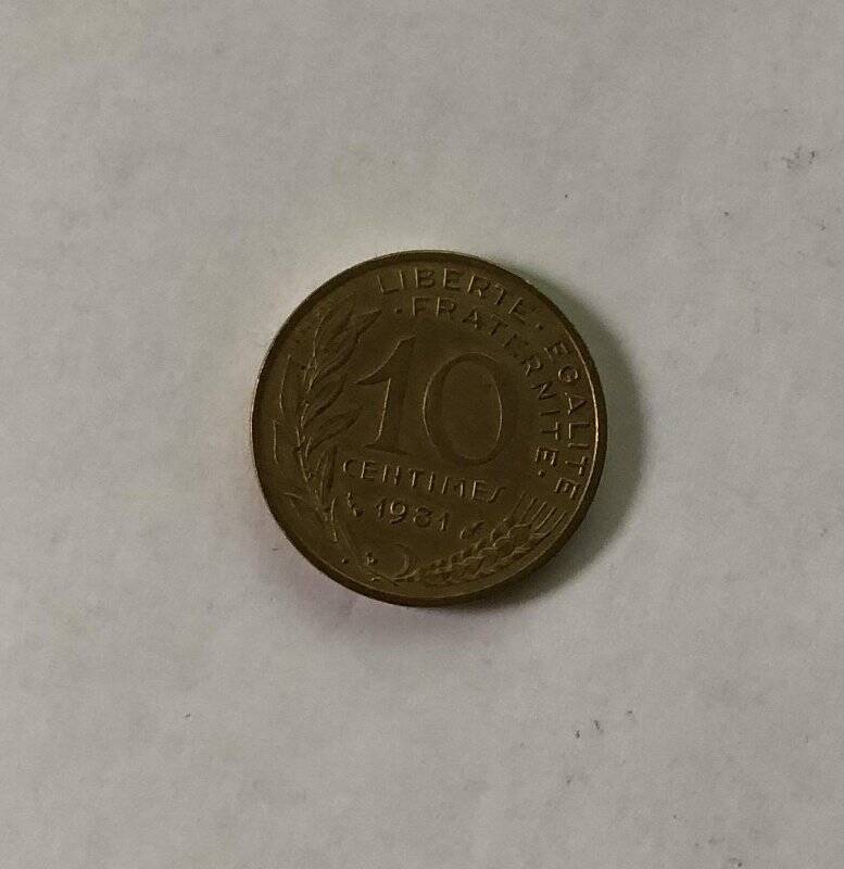 Монета номиналом 10  centimes 1981 года.