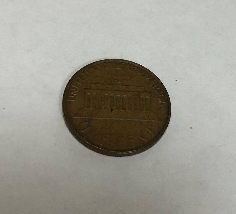 Монета номиналом One cent 1976 года.