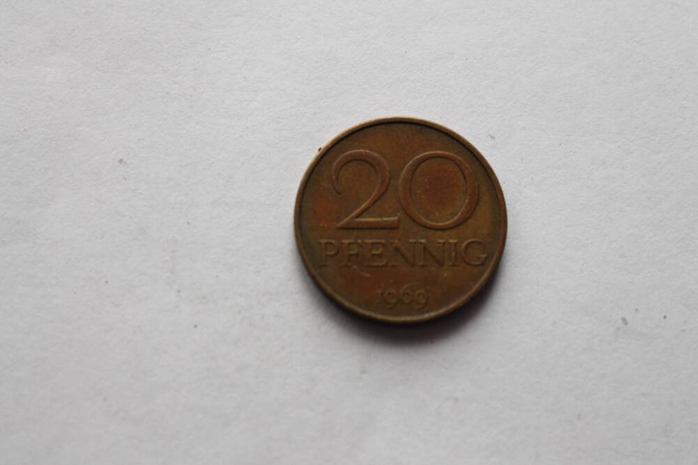 Монета. 20 PFENNIG