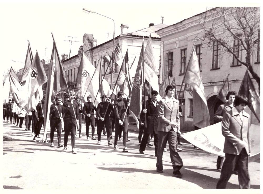 Фото. Демонстрация 1-го мая 1978 г. (фото Баркова М.Н.)