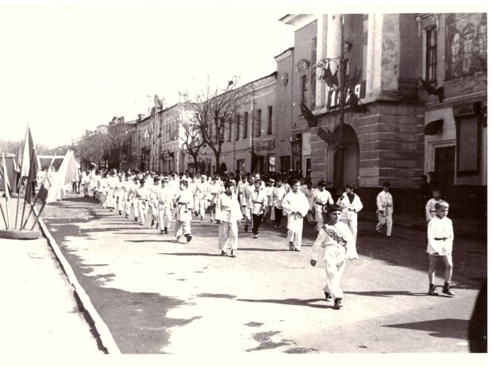 Фото. Демонстрация 1-го мая 1978 г. (фото Баркова М.Н.)