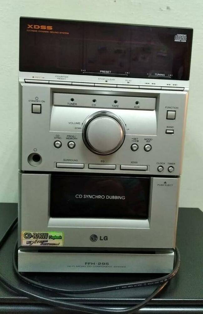 Центр музыкальный «LG FFH - 295».