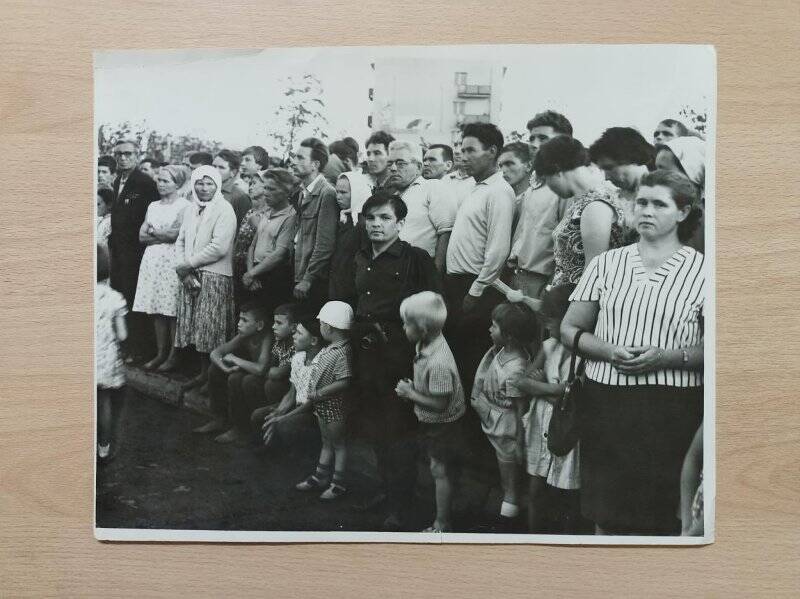 Митинг, в честь пуска ЦГФУ-1, 1967 г. Фотография