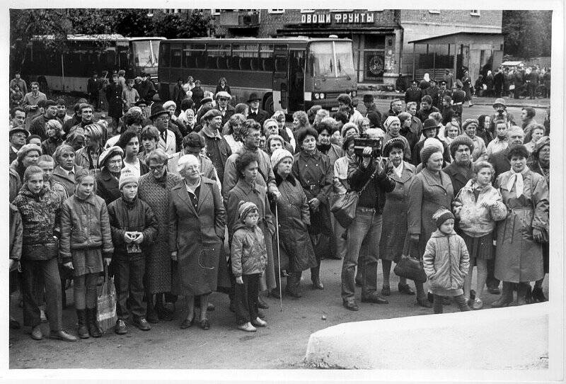 Митинг по случаю открытия мемориального Дома-музея академика А.А.Ухтомского. Фотография