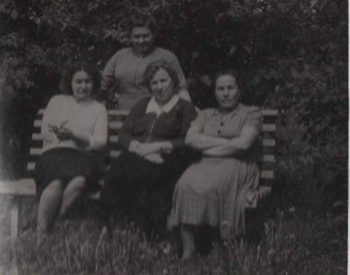 Фотография: Сотрудники Горно-Алтайского областного краеведческого музея.