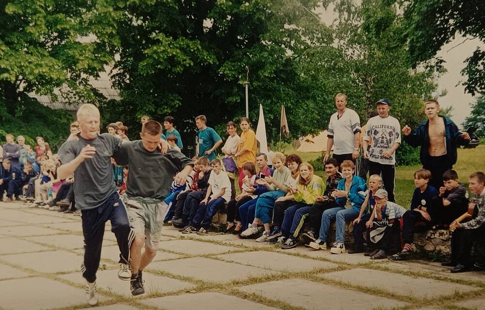 Фотография: «Веселые старты» - на молодежном слете