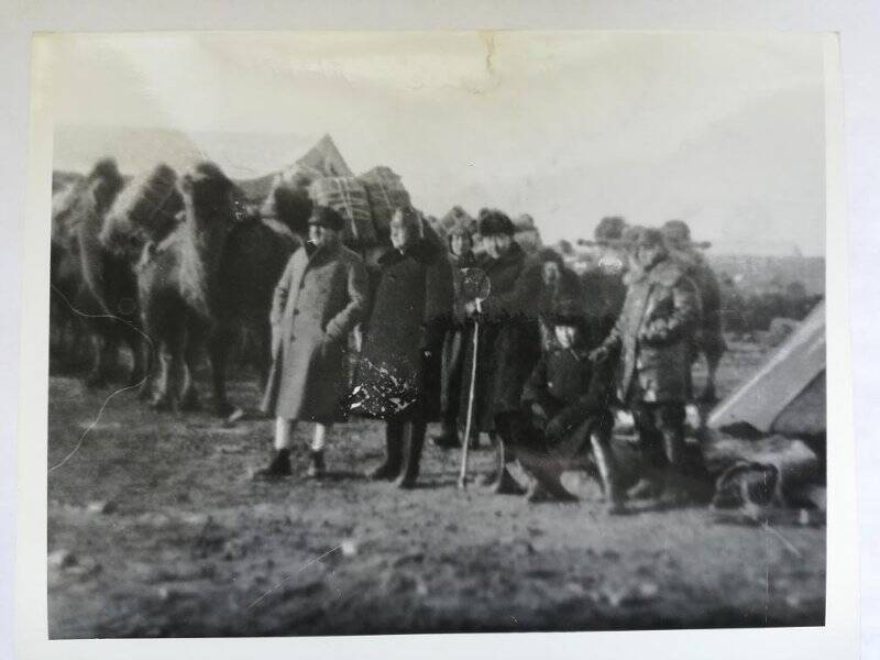 Фотография черно белая «На III съезде МНРП».