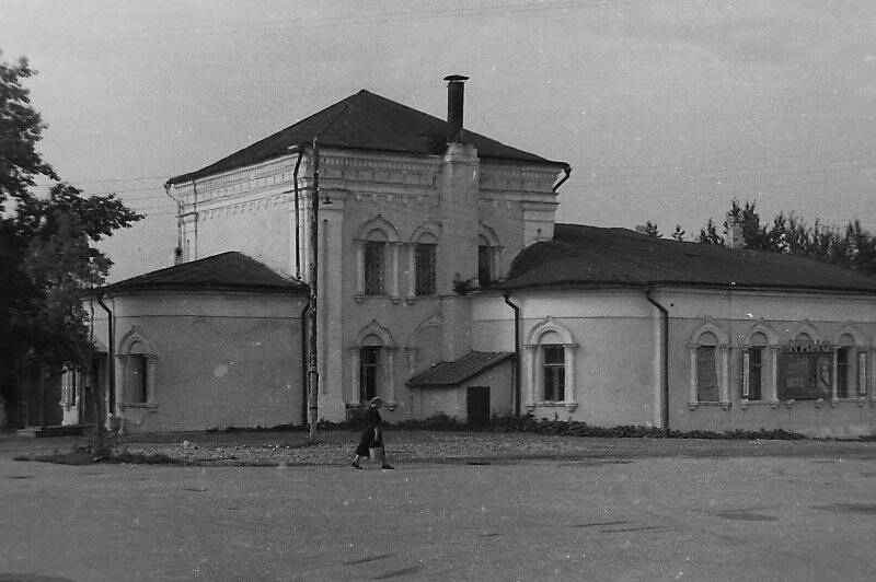 Негатив черно- белый. Воскресенский собор.