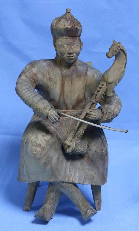 ДПИ. Скульптура малой формы.. «Музыкант с игилом».