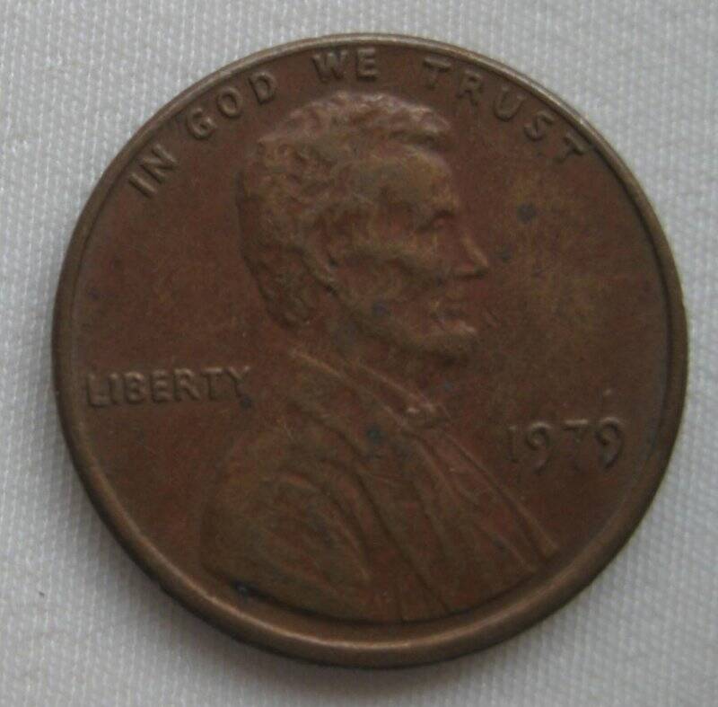Монета достоинством 1 американский цент. Линкольн цент.