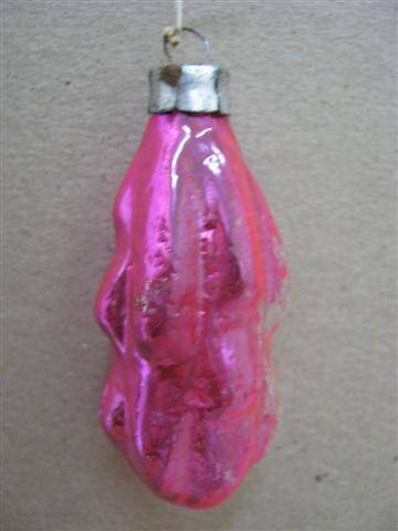 Игрушка новогодняя. Стеклянная, неправильной удлиненной формы розового цвета. СССР.