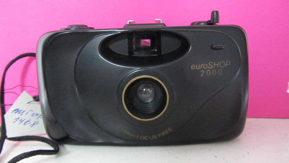 Фотоаппарат «Euroshop 2000».