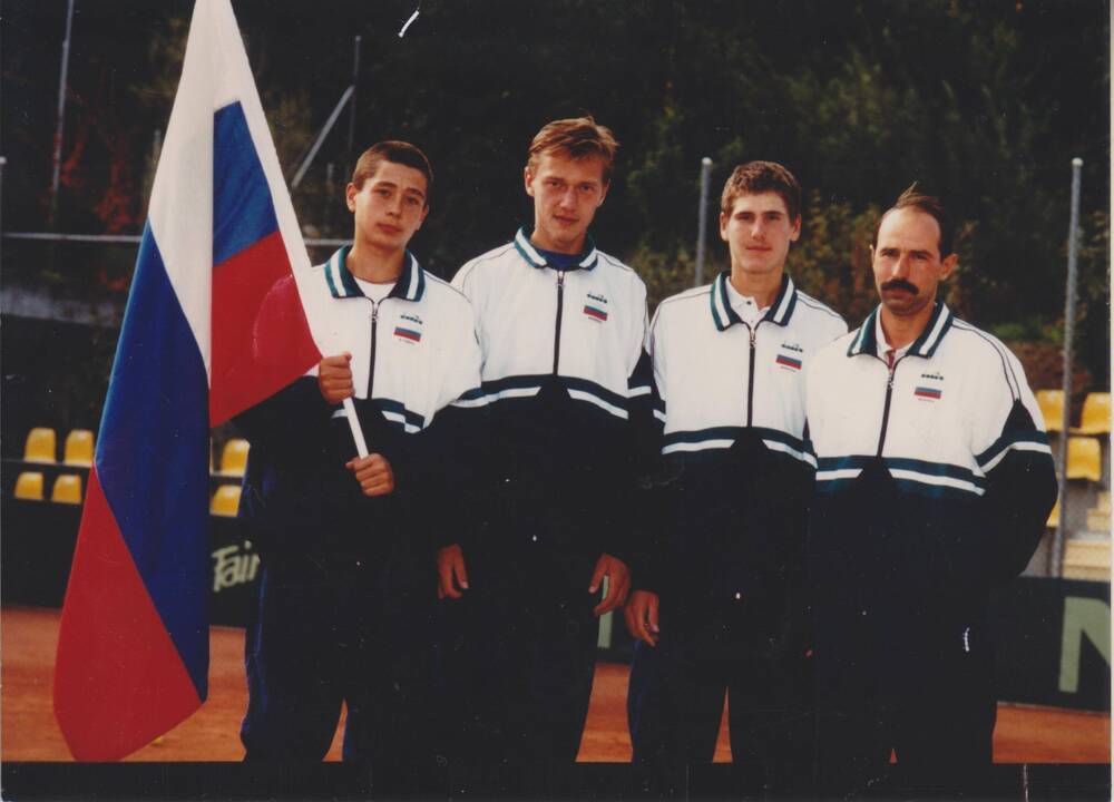Фото (цвет) Команда России на командном первенстве мира, Швейцария