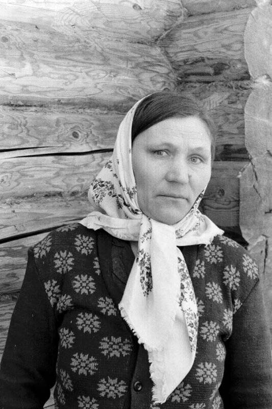 Негатив. Герасимова А.П. - доярка колхоза «Большевик», в 1961 г. надоила 1660 кг.