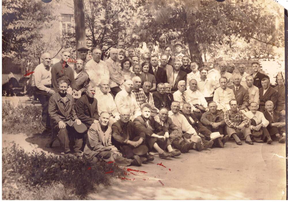 Фото ч/б, групповое. Встреча елецких партизан и полка народного ополчения, 1941-1942гг.
