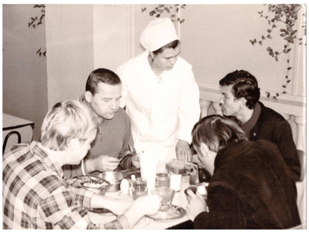 Фото чёрно-белое, покупательская конференция ОРСа, столовая № 1, как приготовить обед?, Пенза - 19
