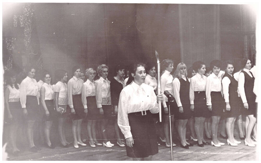 Фото чёрно-белое, групповой снимок, посвящение в рабочий класс, ОРС, 1971 г., Пенза - 19