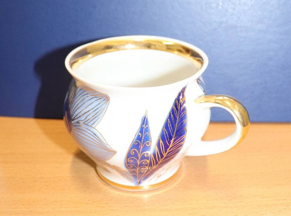 Чашка чайная из сервиза Голубой нарцисс