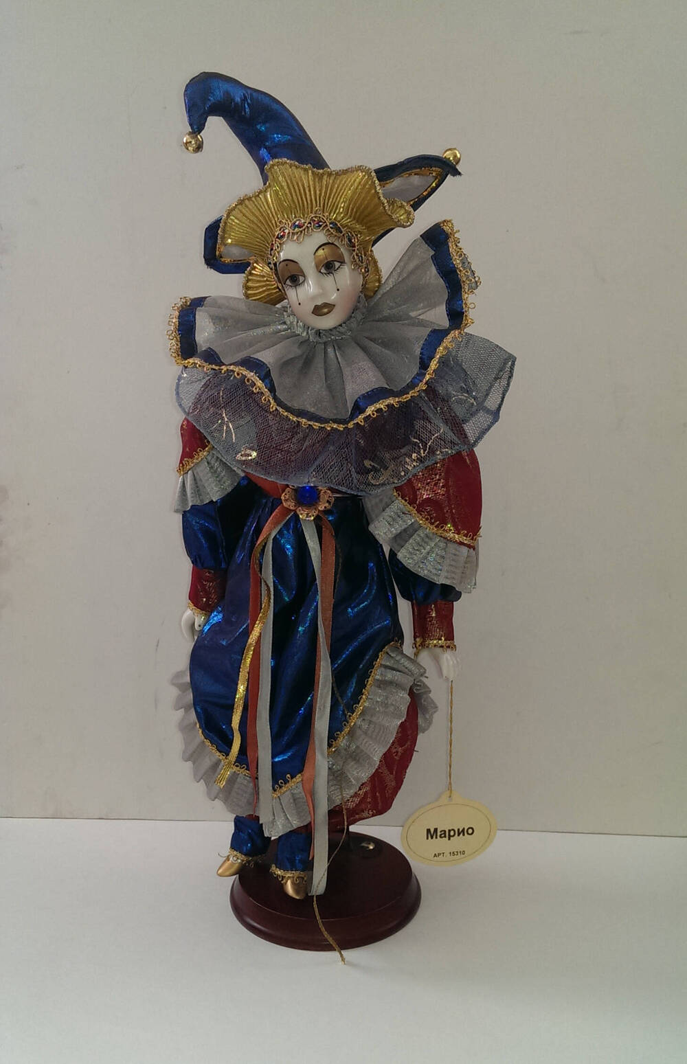 Марио. Кукла из Коллекции кукол ручной работы с фарфоровыми элементами «Арлекин» компании «Ремеко», Великобритания (Remeco HARLEQUIN Collection).
