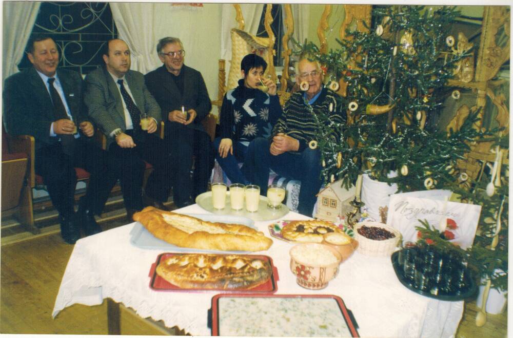 Фотография Гости праздника Василей в музее