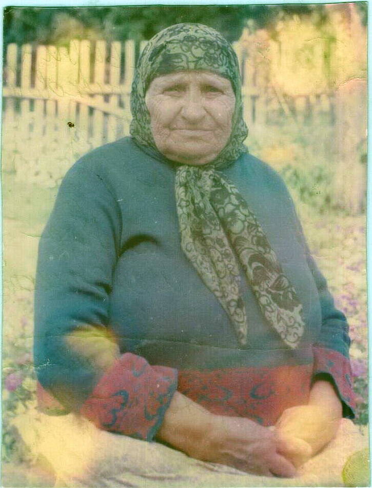 Фото Сотниковой Татьяны Свиридовны, бывшей колхозницы (работала с 1940 по 1960-й гг.) Амурского пограничника.